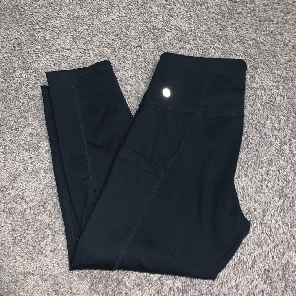 EUC Z by Zella black leggings